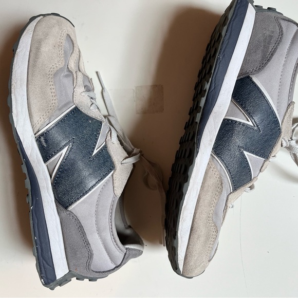 New Balance Foot Locker x 327 'Grey Day - Grey Navy' - Picture 9 of 11